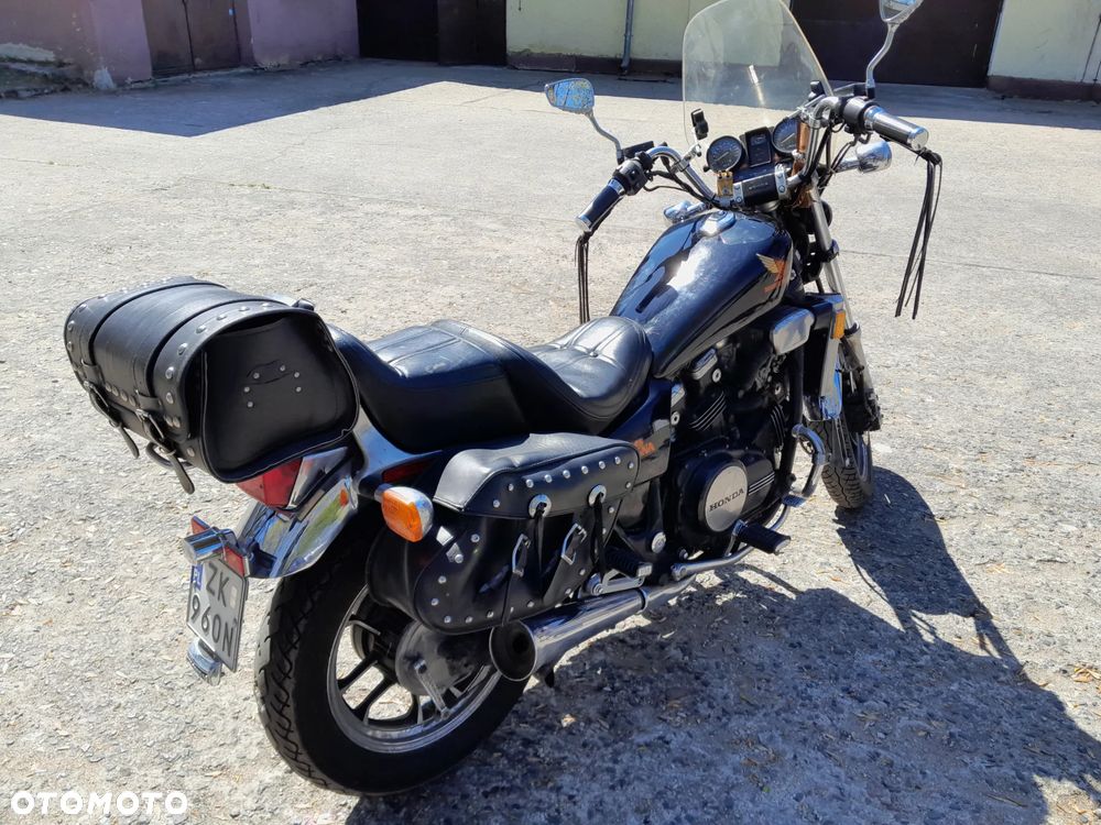 Honda VF - 4
