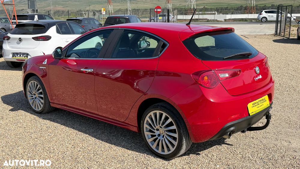 Alfa Romeo Giulietta 2.0 JTDM 16V Veloce - 12