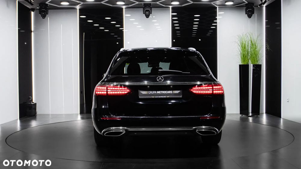 Mercedes-Benz Klasa E 220 d mHEV 4-Matic Avantgarde 9G-Tronic - 7