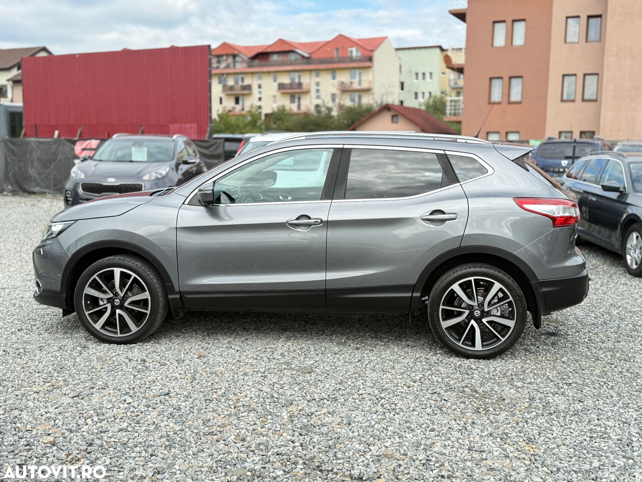 Nissan Qashqai 1.5 DCI TEKNA - 32