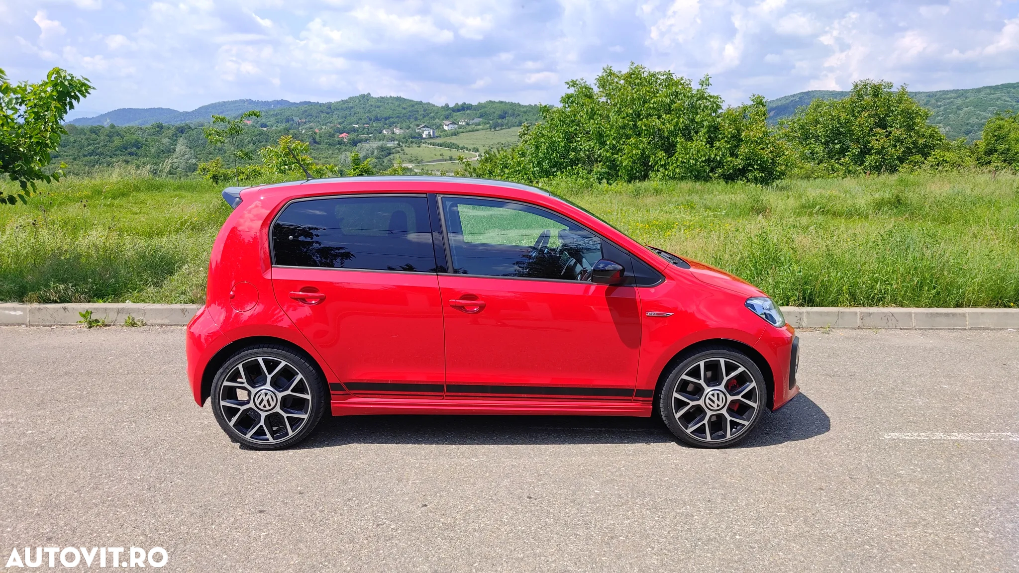 Volkswagen up! GTI - 2
