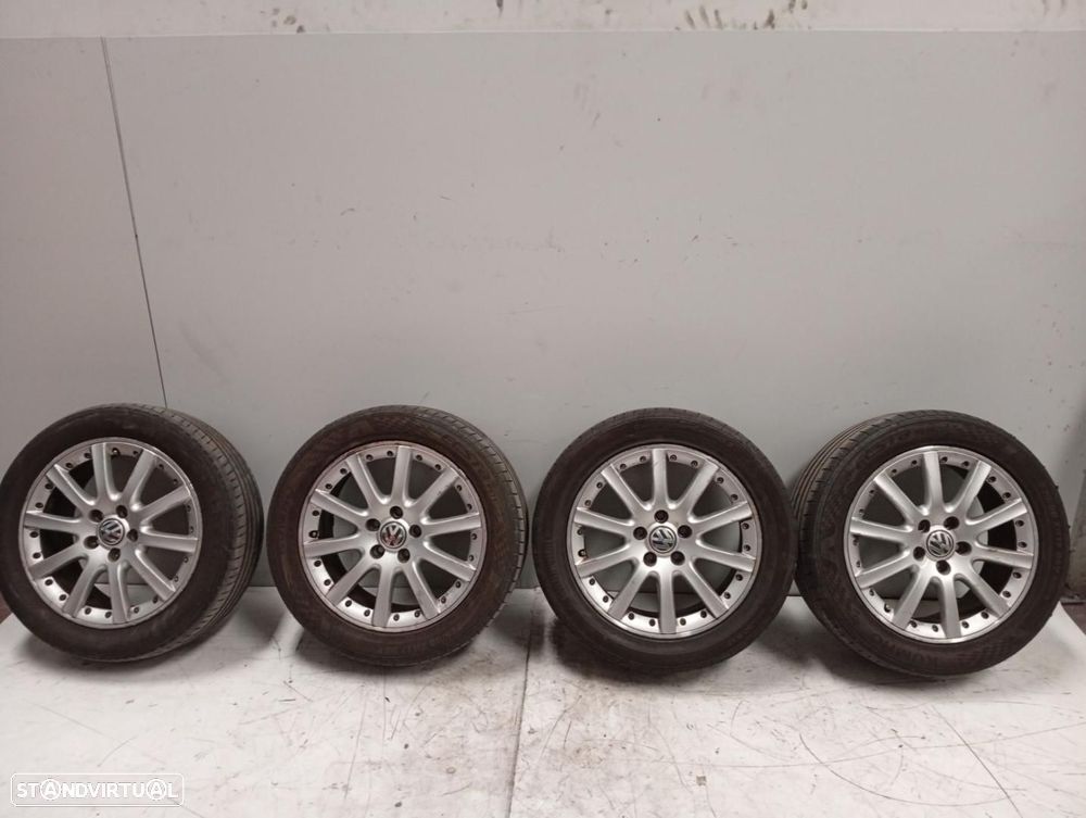 CONJUNTO DE PNEUS VOLKSWAGEN GOLF V VARIANT 1K5 - 1