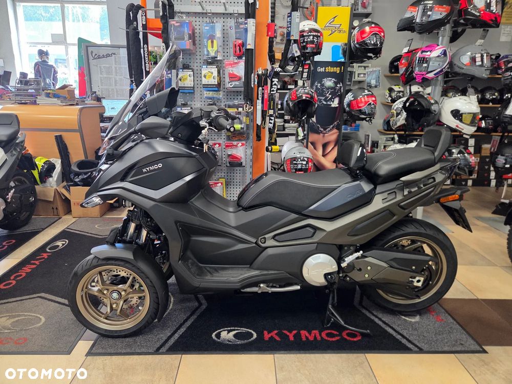 Kymco CV3 - 9
