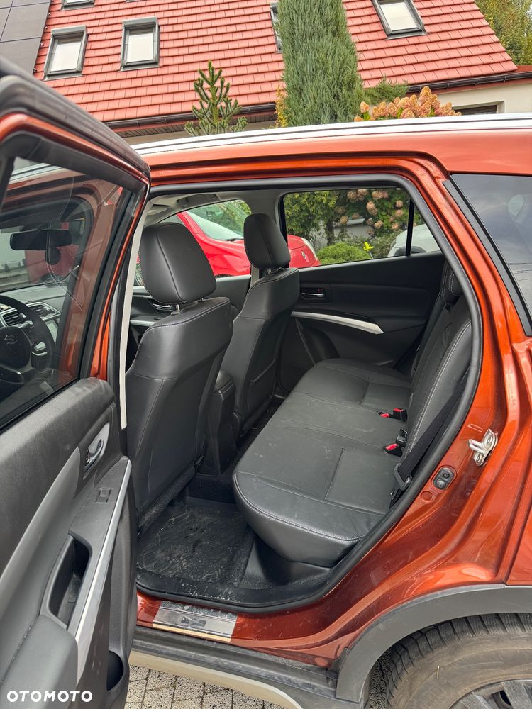 Suzuki SX4 - 10