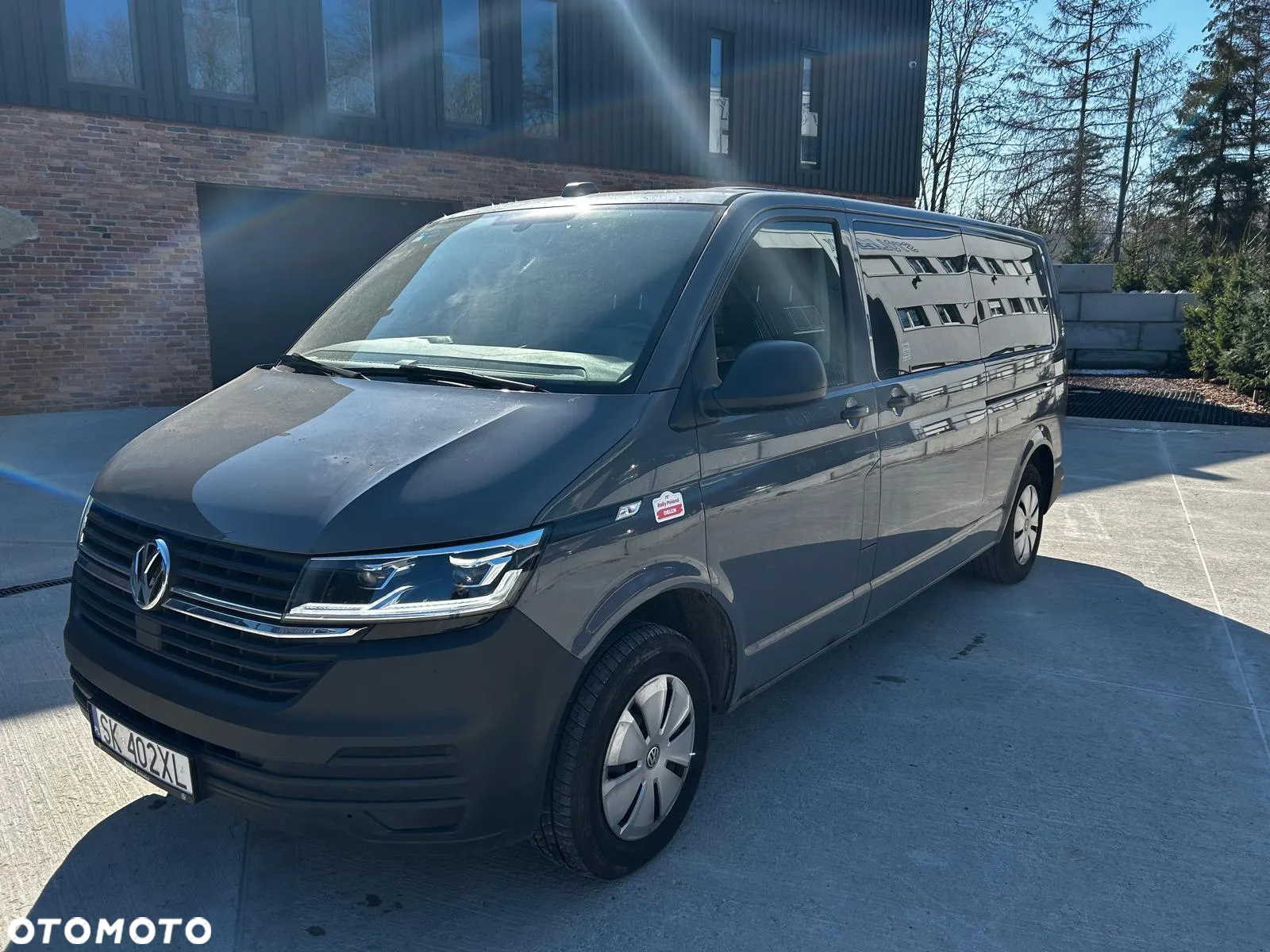Volkswagen Caravelle - 2