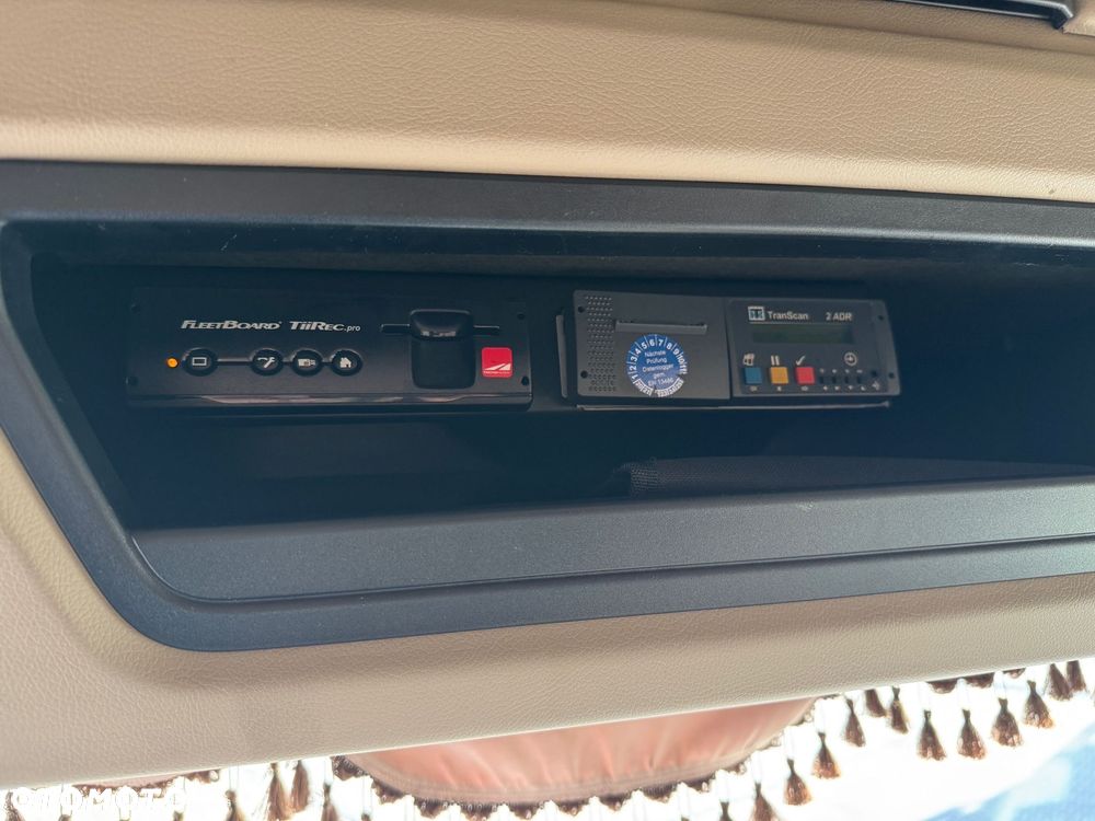 Mercedes-Benz ACTROS 1840 / CHŁODNIA / WINDA / 15 EUROPALET / 6.10 M DŁUGOŚCI / DUŻA KABINA / AUTOMAT / SPROWADZONY / SERWISOWANY / EURO 6 - 17