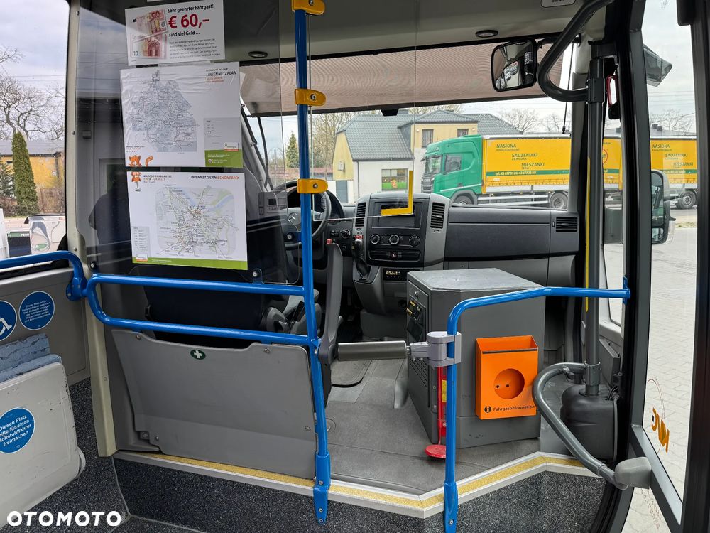 Mercedes-Benz Sprinter - 28