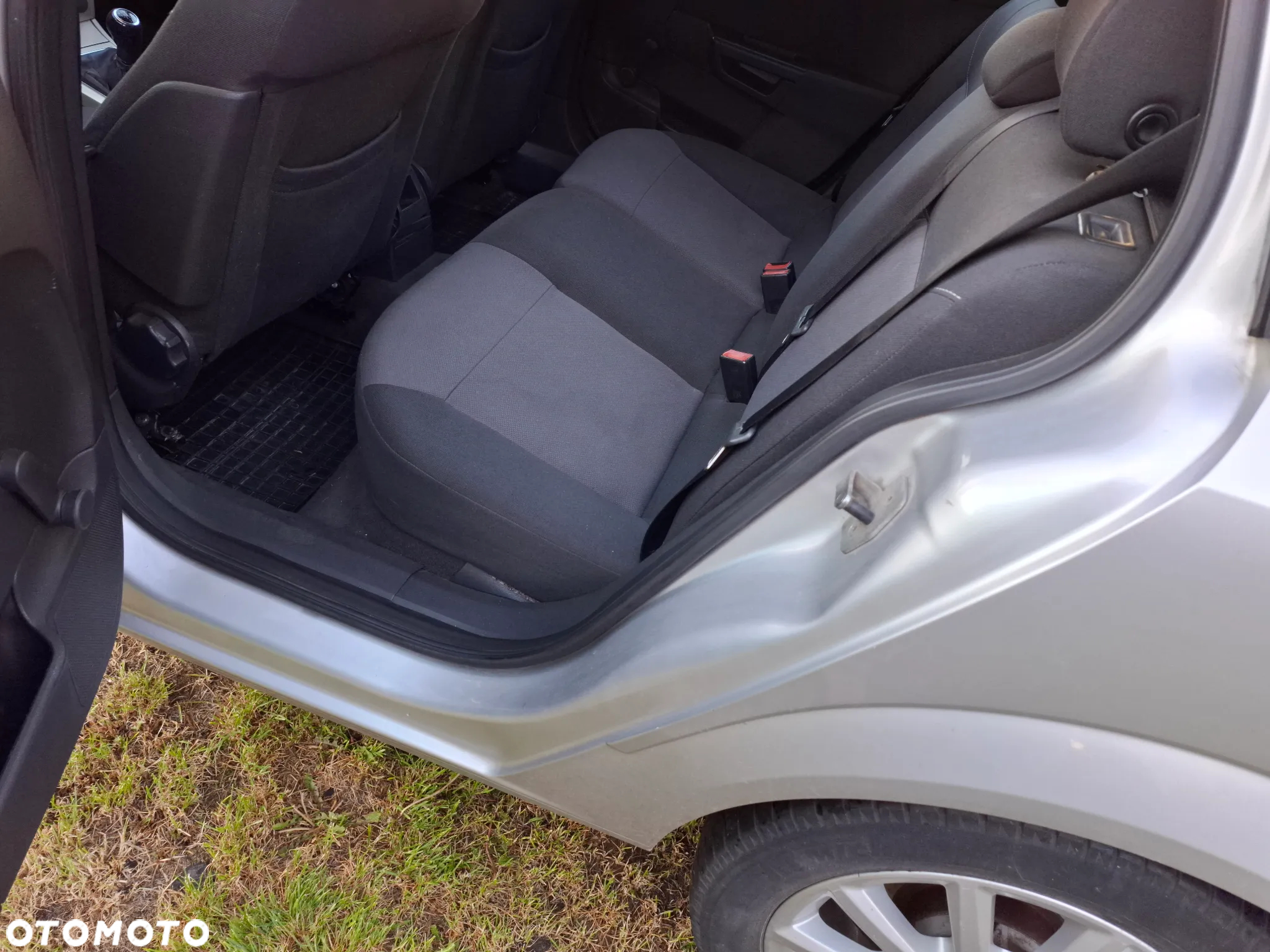 Opel Astra 1.9 CDTI DPF Edition - 19