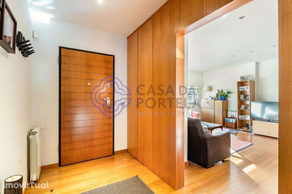 Moradia T3 Contemporânea com Jardim e Terraço | Senhora da Hora - Grande imagem: 3/40