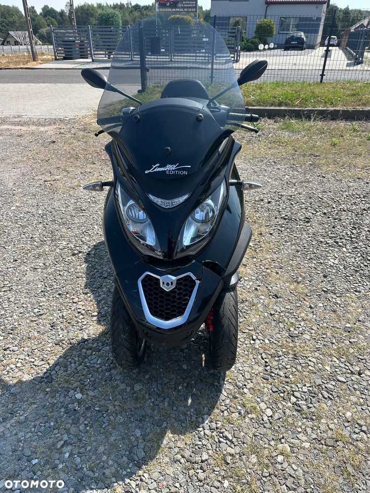 Piaggio MP-3 - 15