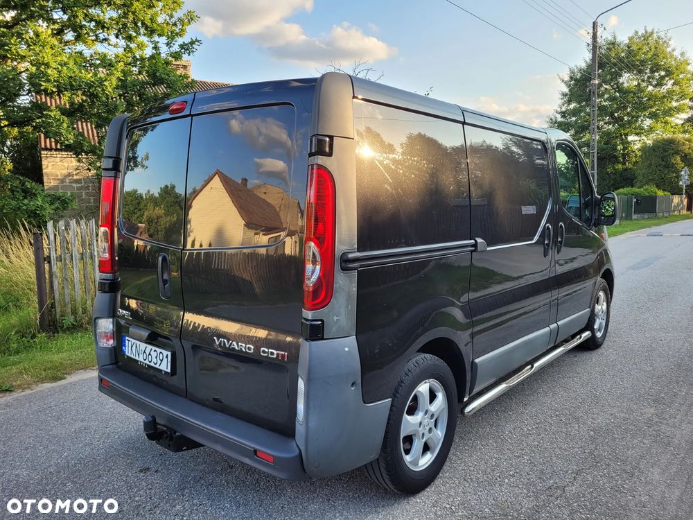 Opel VIVARO - 14