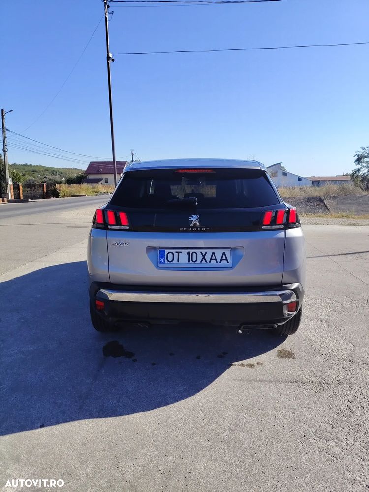 Peugeot 3008 2018 photo 2