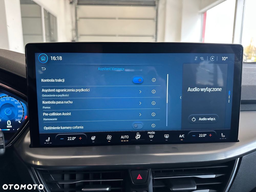 Ford Focus 1.5 EcoBlue Titanium X - 32