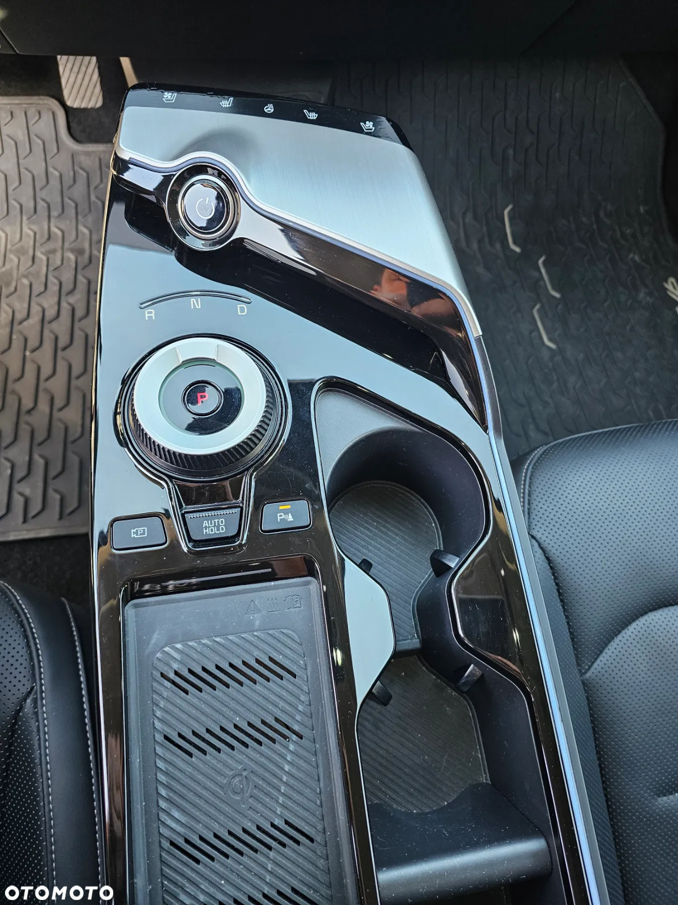 Kia EV6 77.4kWh Plus - 11