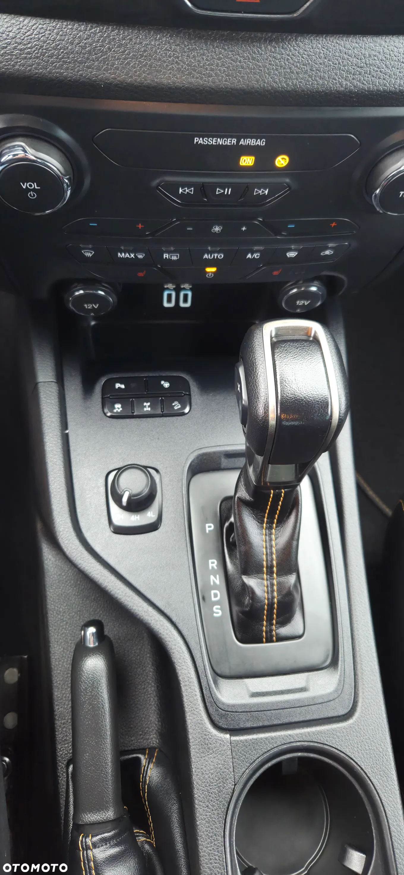Ford Ranger 2.0 EcoBlue 4x4 DC Wildtrak - 25