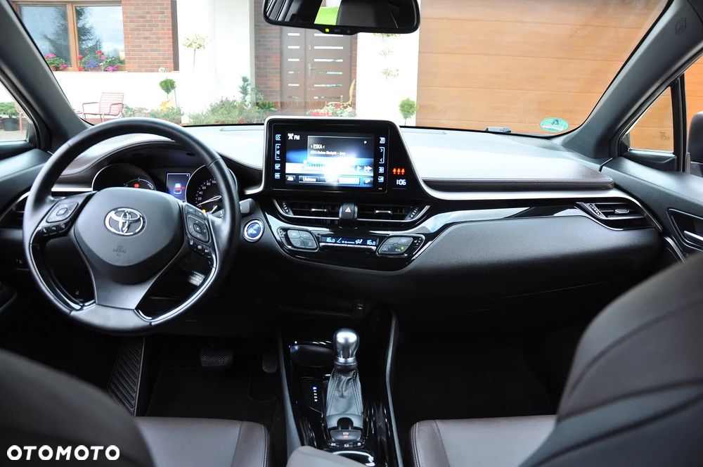 Toyota C-HR - 21