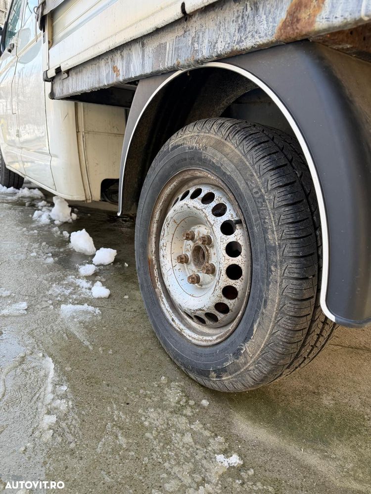 Volkswagen Transporter - 16