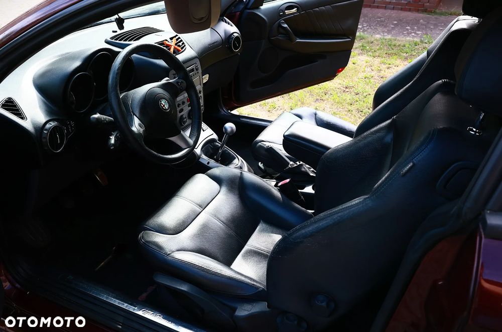 Alfa Romeo GT 2.0JTS Progression - 4