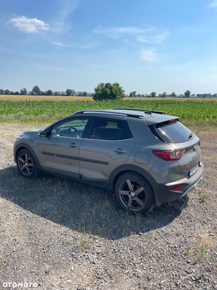 Kia Stonic 1.4 L - 4