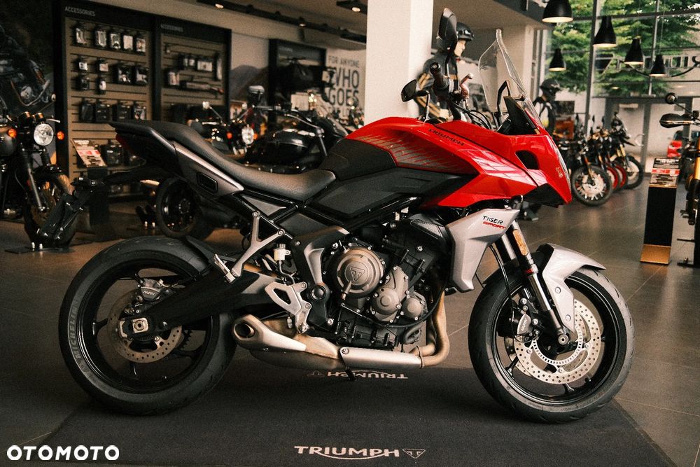 Triumph Tiger - 2