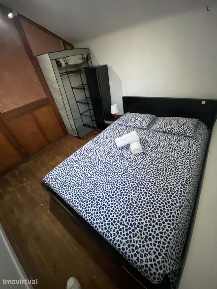 Quarto - localizado em Cedofeita Porto - Grande imagem: 5/30