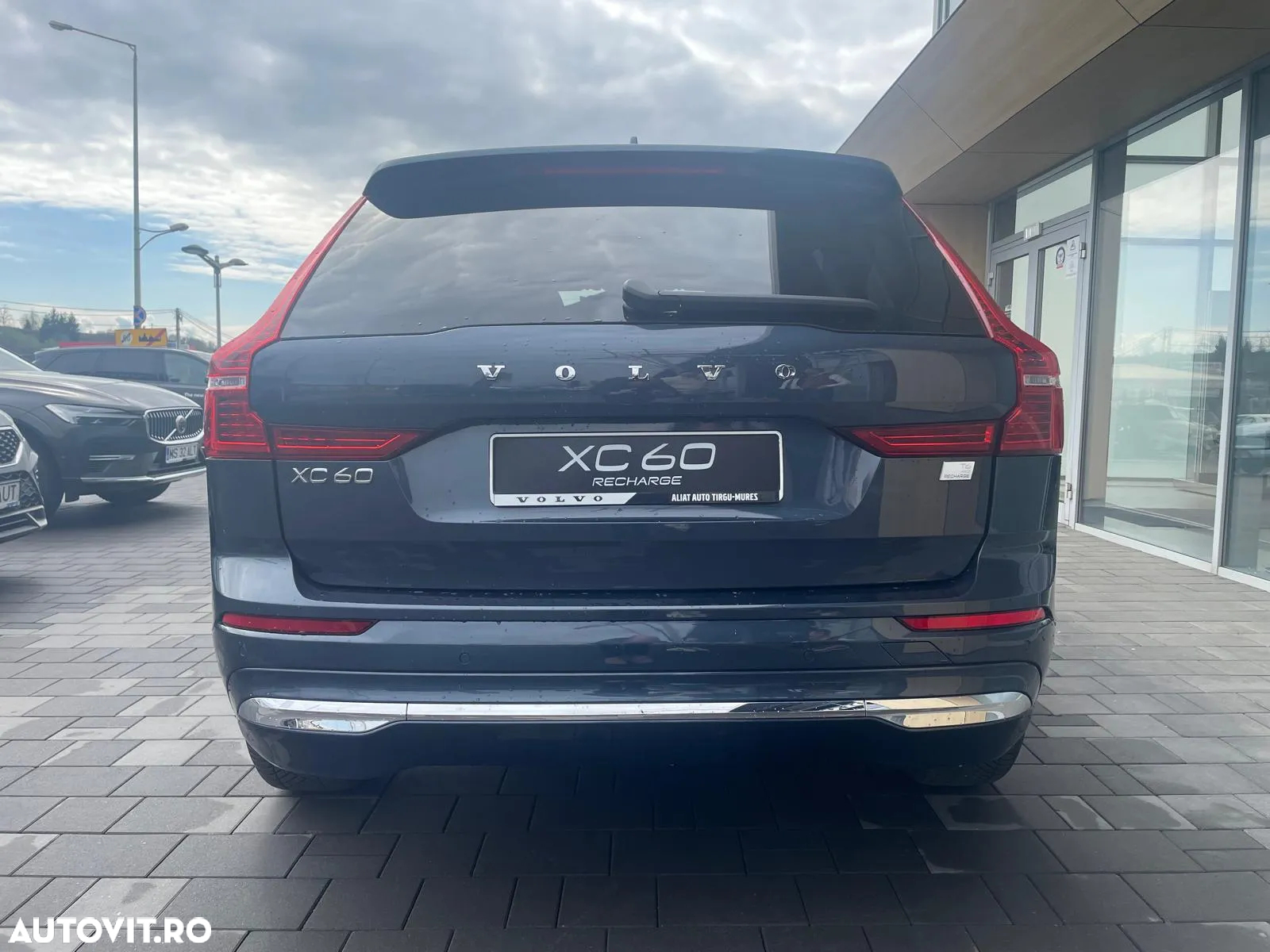 Volvo XC 60 T6 AWD Recharge Geartronic Inscription - 11