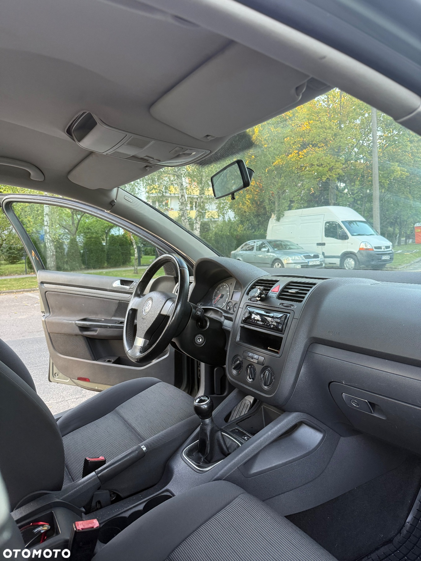 Volkswagen Golf V 1.6 Comfortline - 19