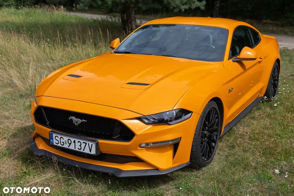 Ford Mustang - 1