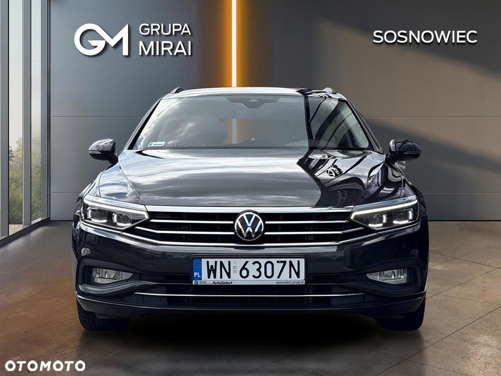 Volkswagen Passat - 8
