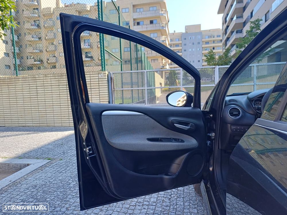 Fiat Punto Evo 1.4 Dynamic Style - 18