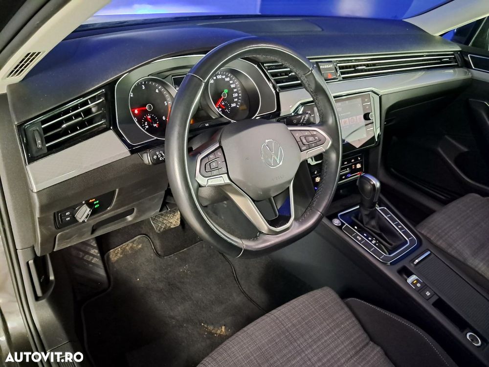 Volkswagen Passat Variant 2.0 TDI DSG Comfortline - 11
