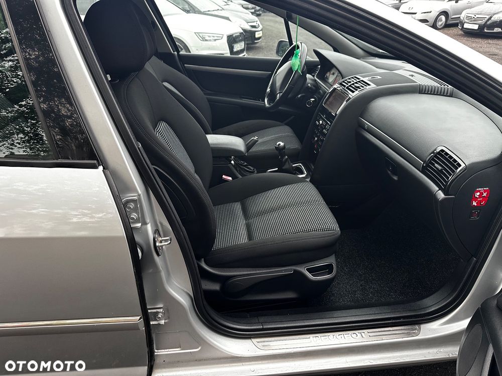 Peugeot 407 140 Premium - 19