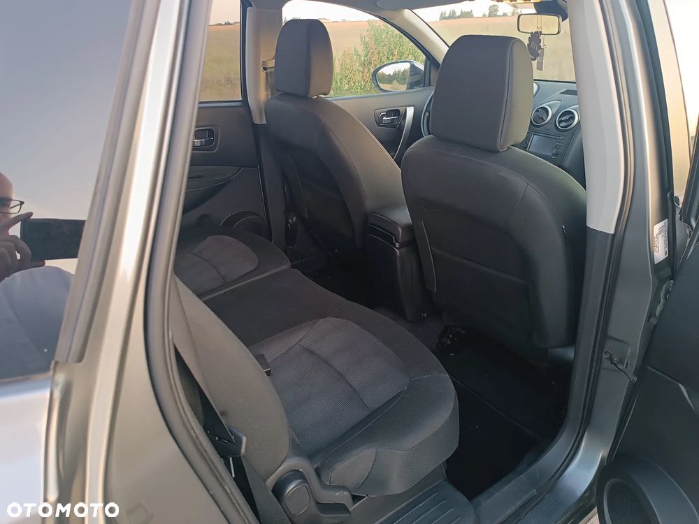 Nissan Qashqai+2 - 11