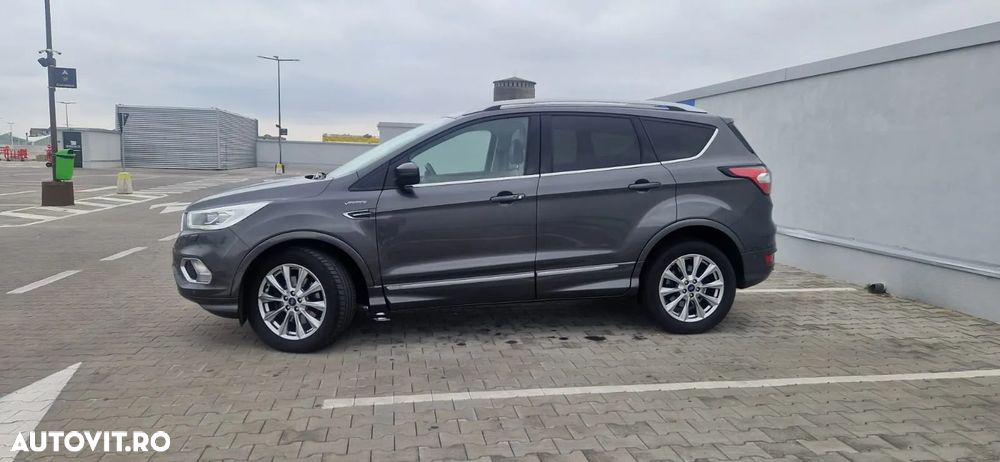 Ford Kuga 2.0 TDCi 4WD Powershift Vignale - 8