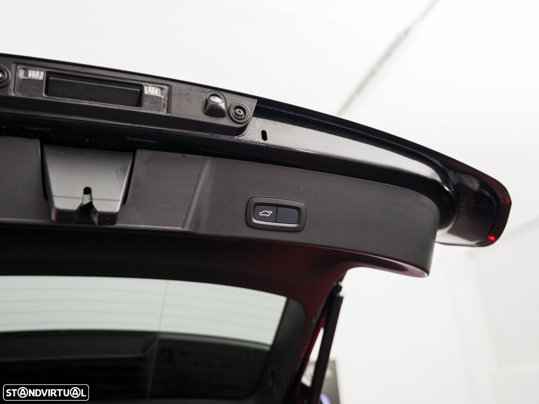 Volvo XC 40 1.5 T5 PHEV R-Design - 13