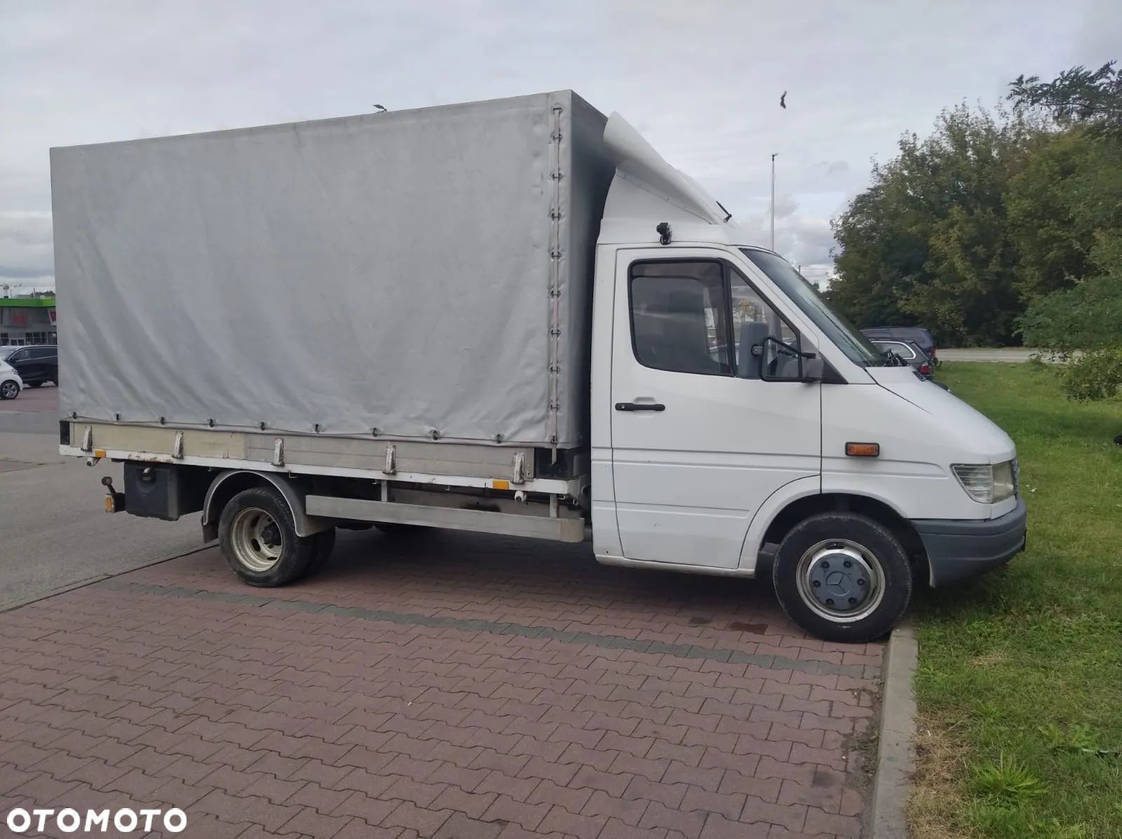 Mercedes-Benz Sprinter - 1