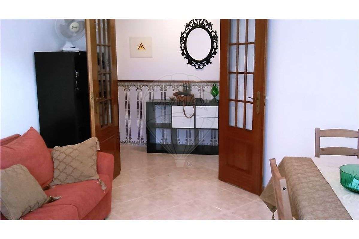 Apartamento T1 para arrendamento - Grande imagem: 2/6