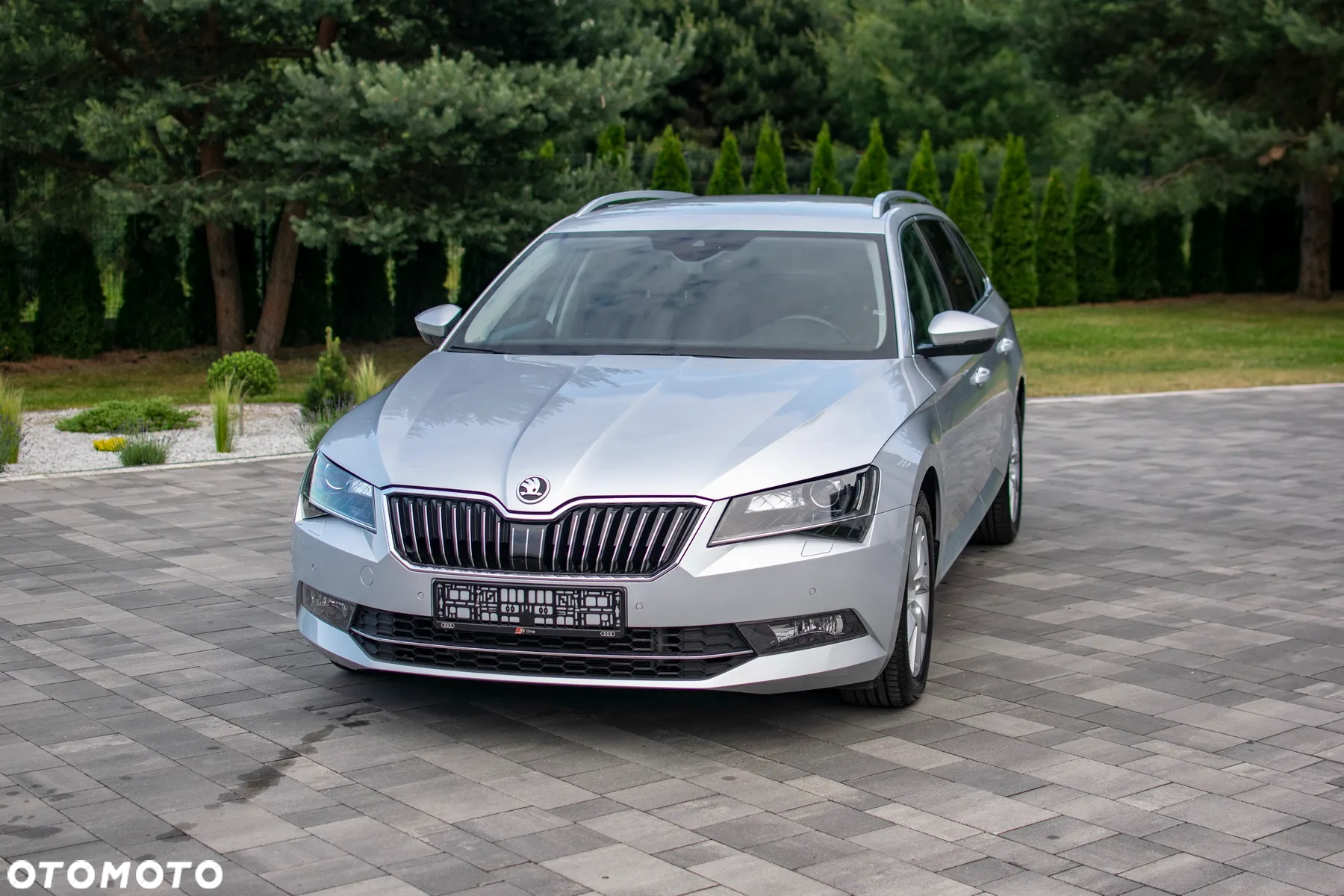 Skoda Superb - 4