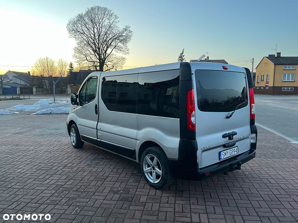Opel Vivaro - 7