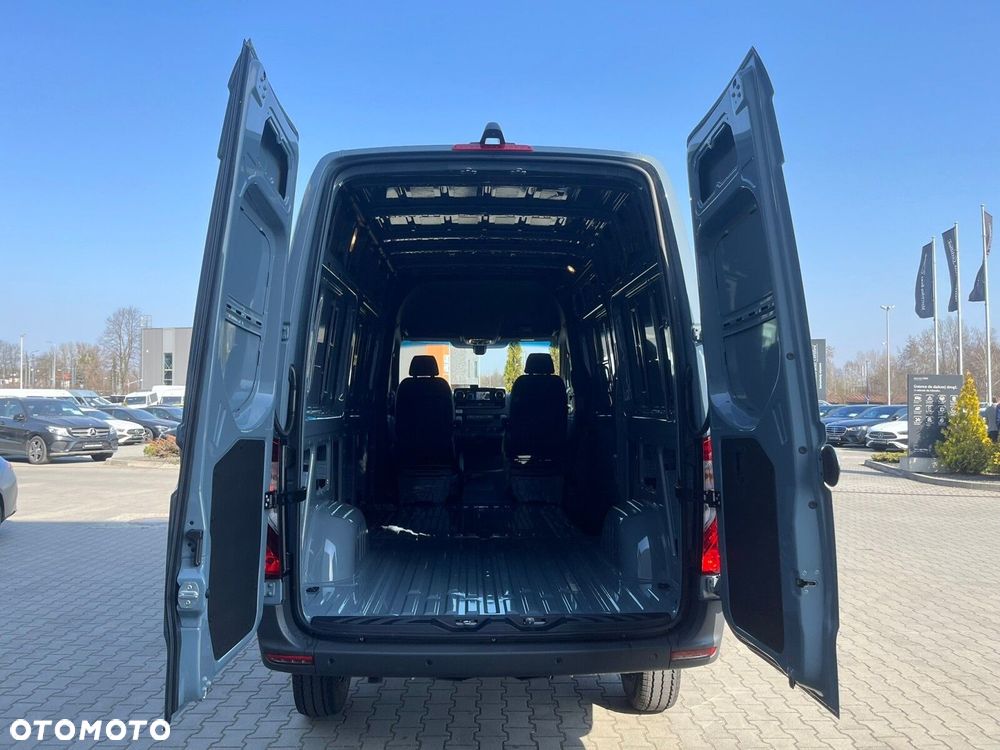 Mercedes-Benz Sprinter 319 CDI - 14