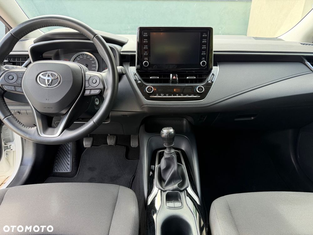 Toyota Corolla 1.5 Comfort - 16