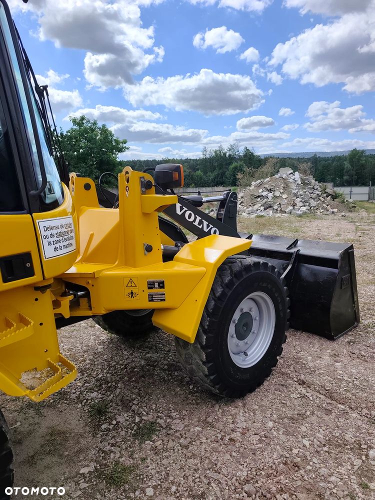 Volvo L30/4x4/Łyżka-Widły/2008Rok/ - 9
