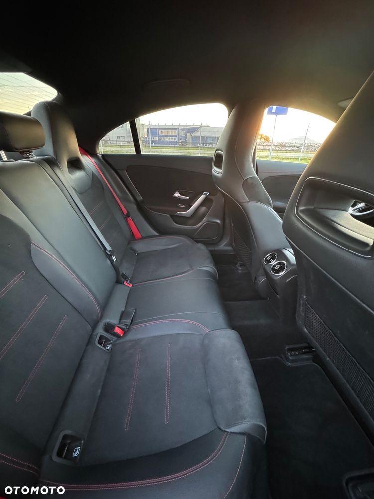 Mercedes-Benz CLA AMG 35 4-Matic 7G-DCT - 14