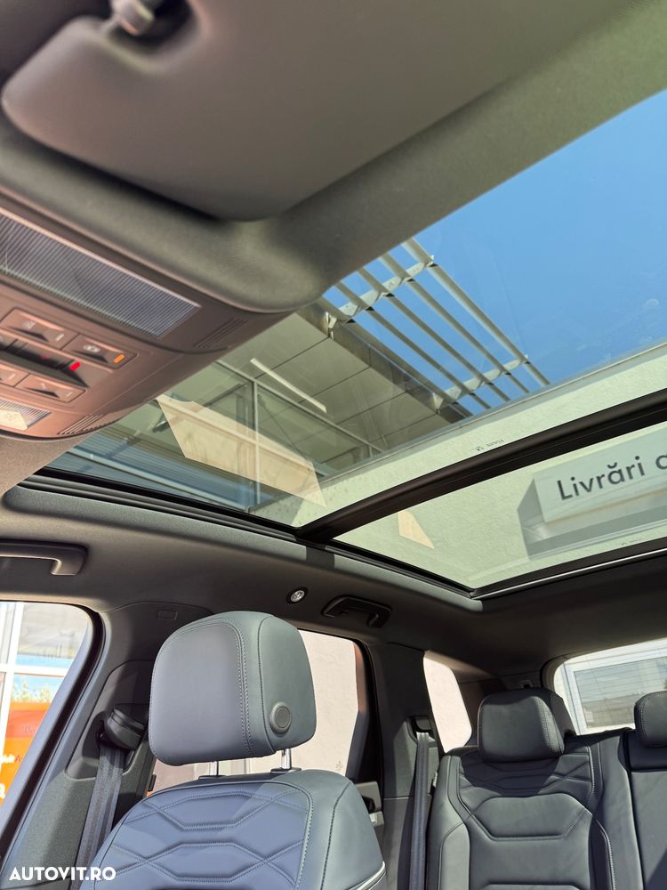 Volkswagen Touareg V6 TDI 4MOTION Elegance - 26