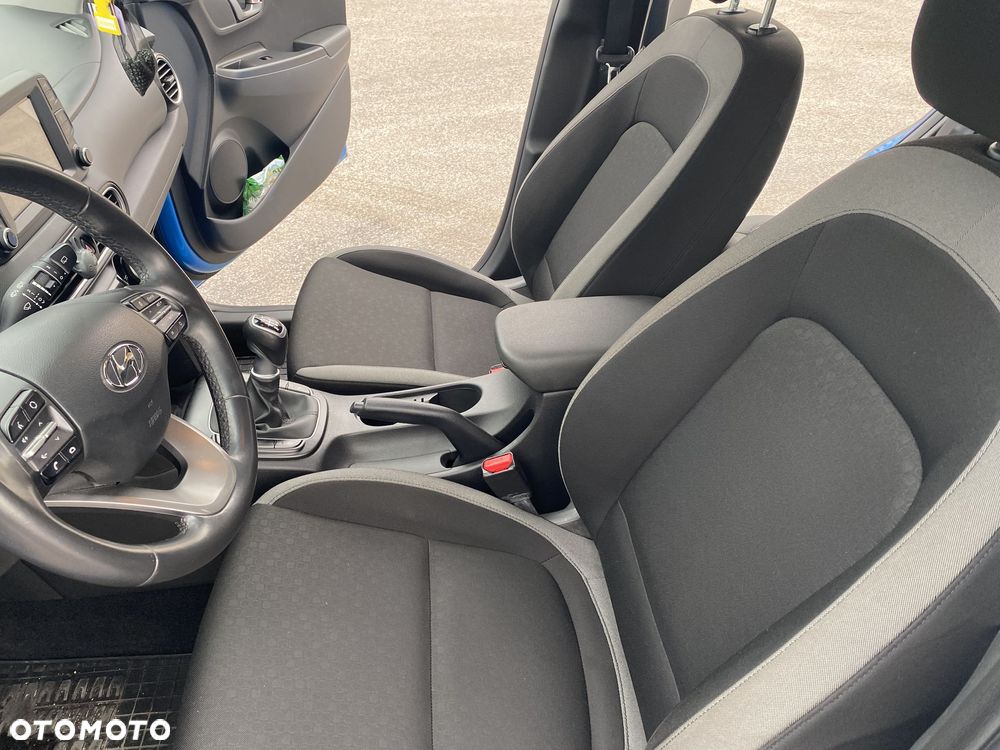 Hyundai Kona - 11