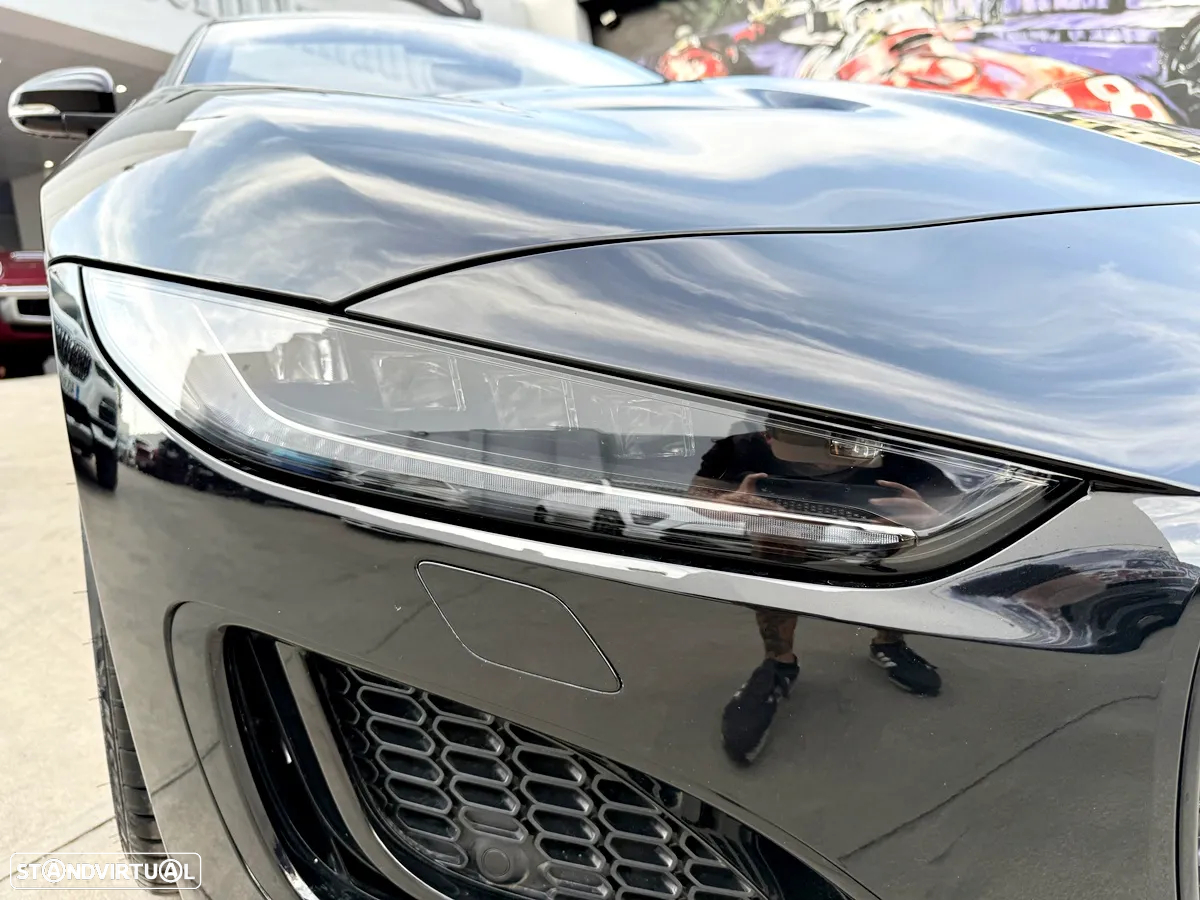 Jaguar F-Type 2.0 i4 R-Dynamic Black - 32