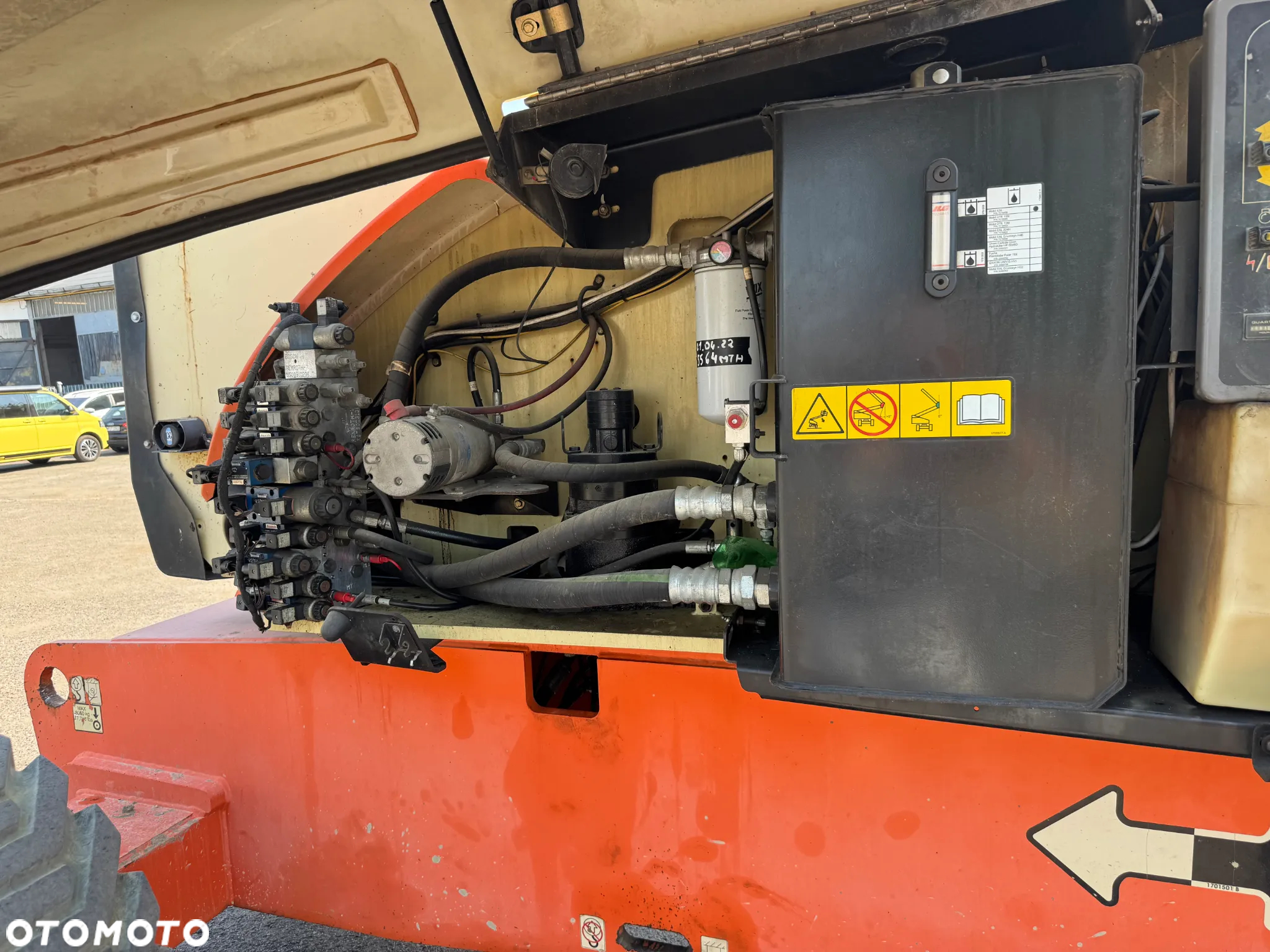 JLG 800AJ - 20