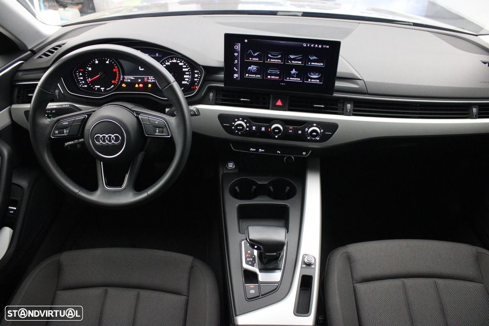 Audi A4 Avant 30 TDI S tronic — fotografia 8
