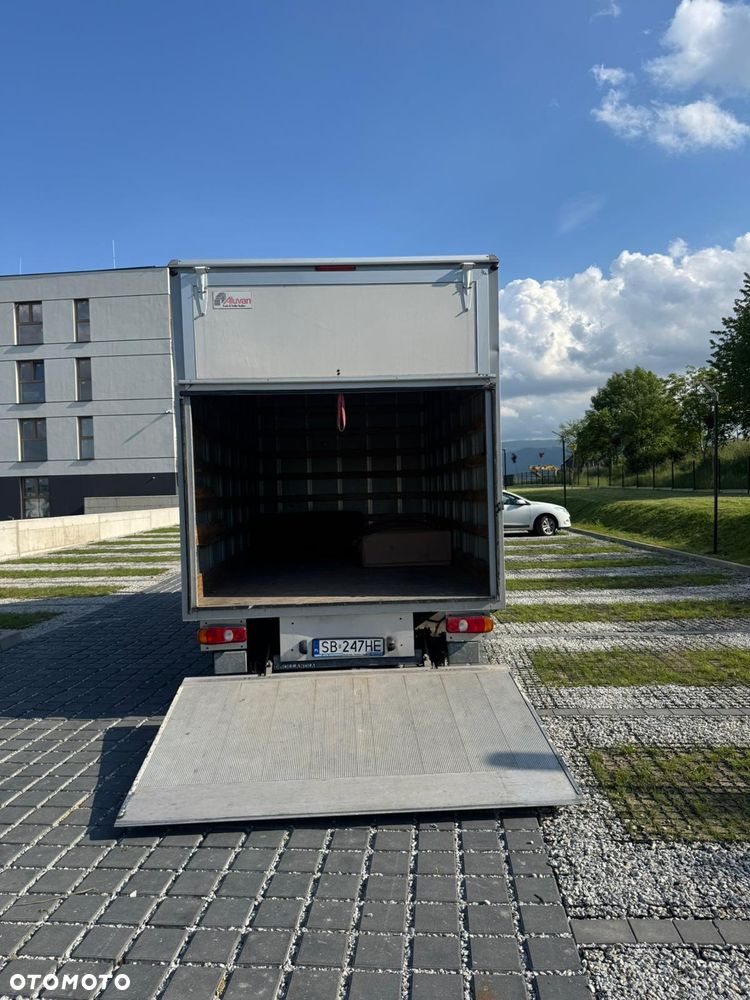 Mitsubishi FUSO CANTER - 11