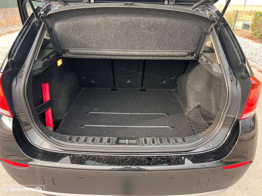 BMW X1 18 d xDrive - 9